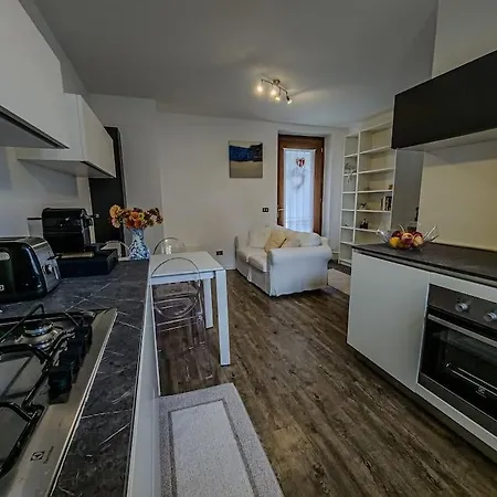 Romantic River Centro דירה אודינה